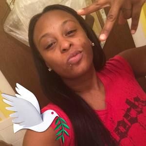 Meet your Posher, Dee